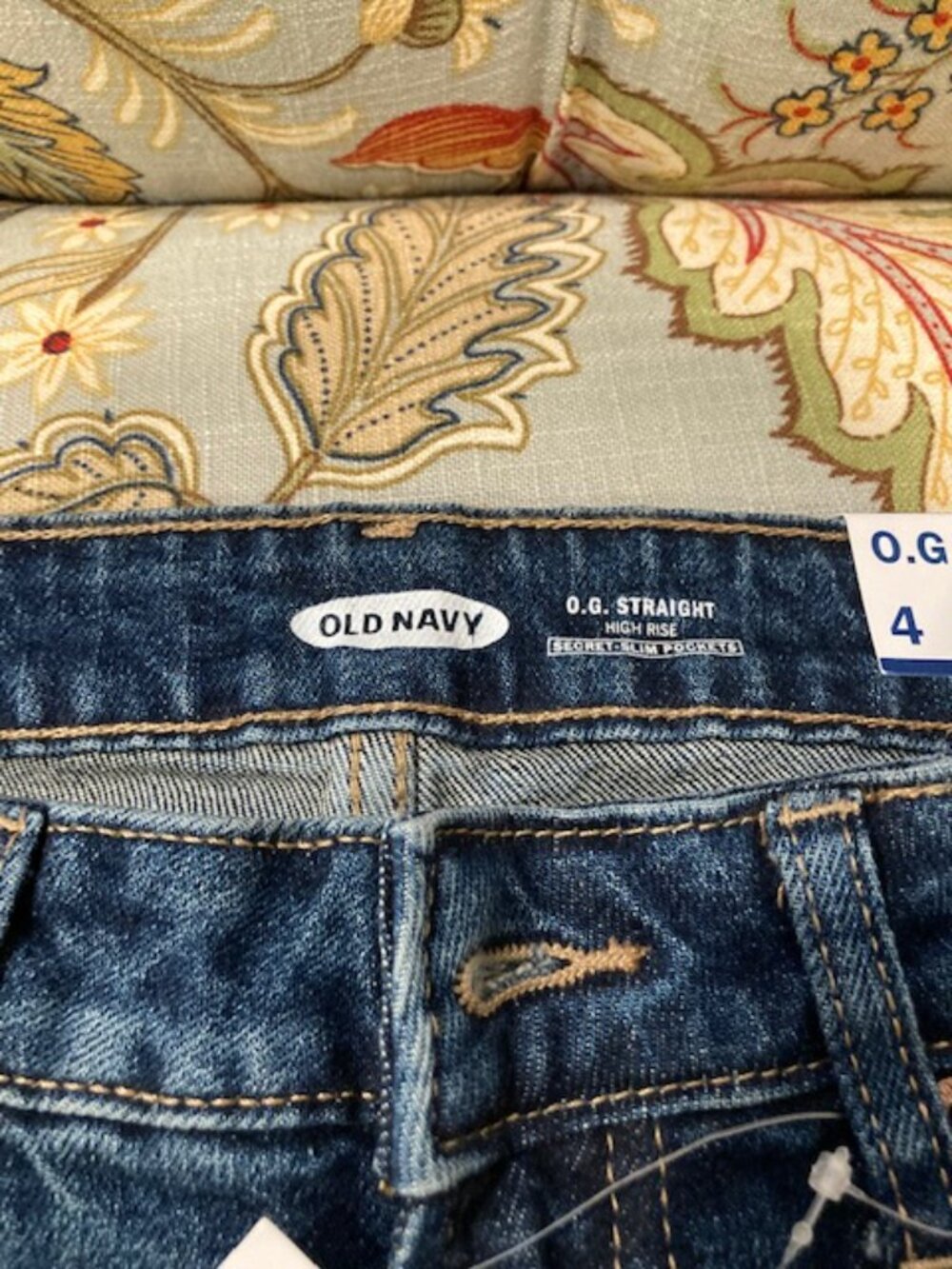 Old Navy OG Straight Legged Jeans - Zip Fly